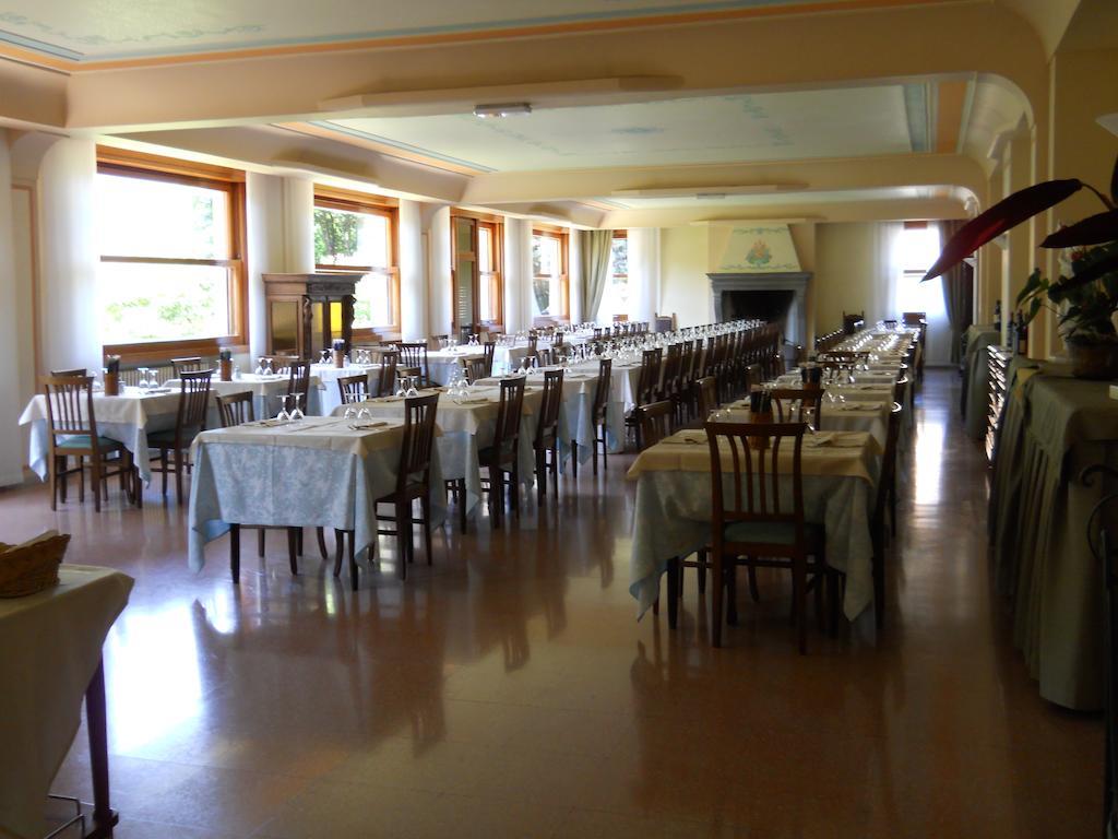 Albergo Ristorante Aquila Sulzano Exterior photo